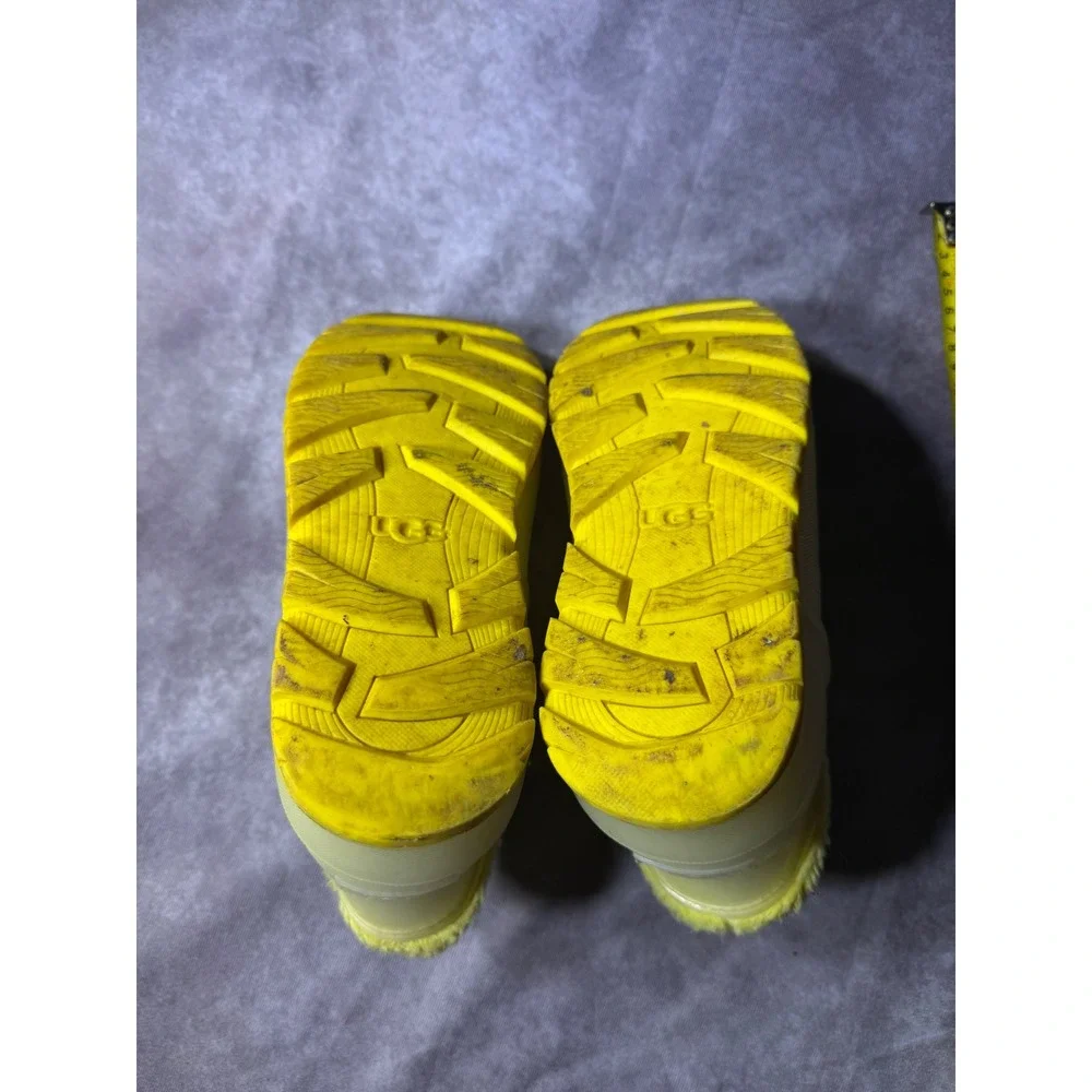 UGG Classic Clear Mini Waterproof Boots Canary Yellow 1113190 Women Size 6